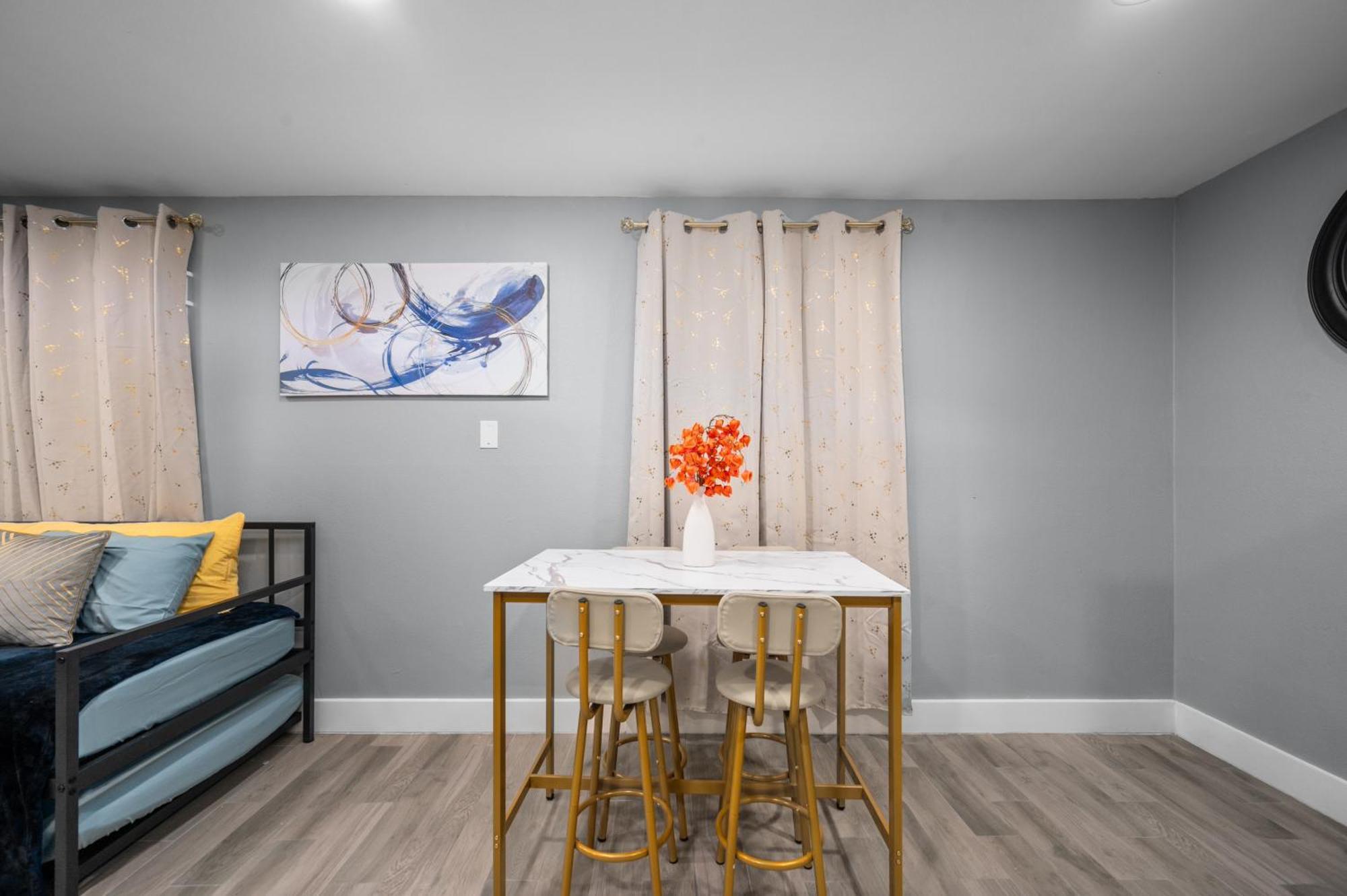 Cozy Galleria Apt Near Uptown With Free Park Houston Bagian luar foto
