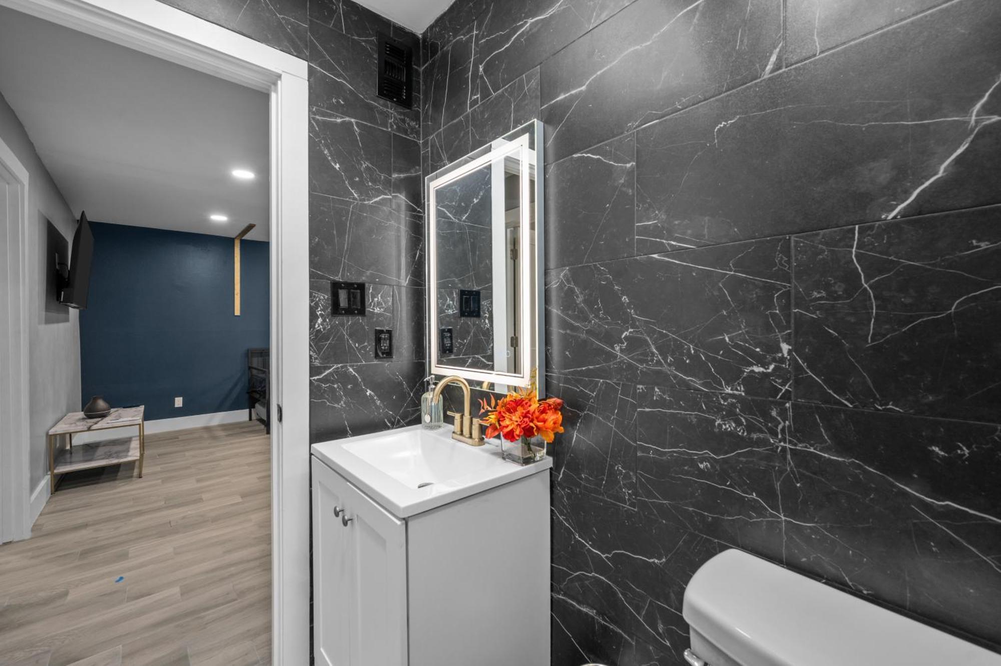 Cozy Galleria Apt Near Uptown With Free Park Houston Bagian luar foto
