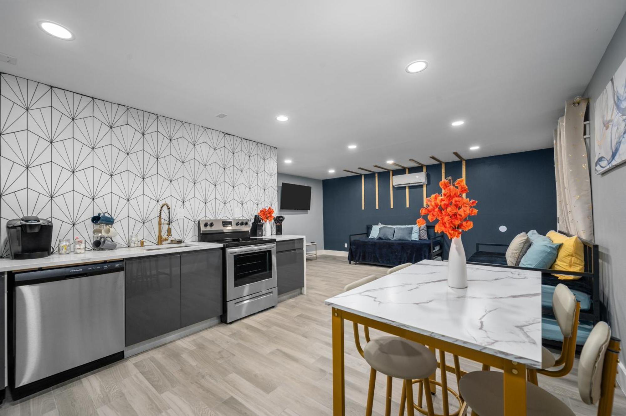 Cozy Galleria Apt Near Uptown With Free Park Houston Bagian luar foto